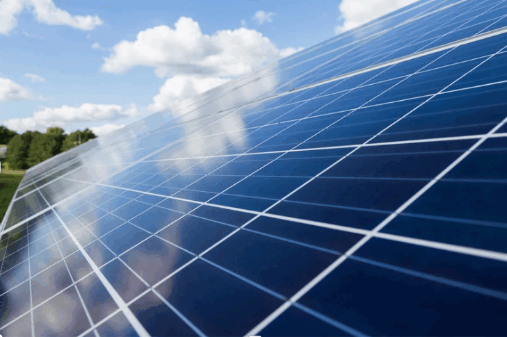 Actualisatie modelclausule voor zonnepaneelinstallaties